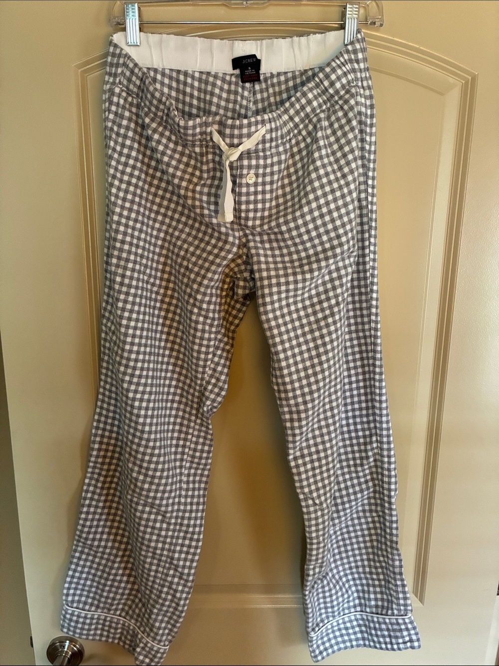 Women’s Gray Gingham Lounge Joggers with Drawstring